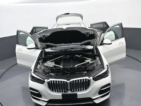 Used 2023 BMW X5 xDrive40i w/ Luxury Seating Package AWD/4WD image 38