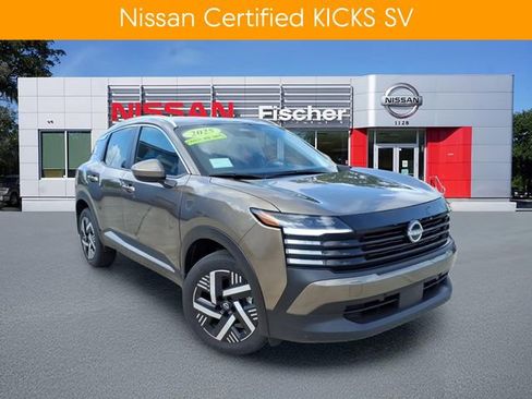 Certified 2025 Nissan Kicks SV w/ SV Premium Package image 1