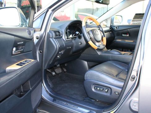 Used 2014 Lexus RX 450h AWD image 17