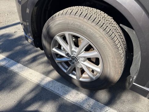 Certified 2025 MAZDA CX-5 AWD 2.5 S w/ Preferred Package image 3