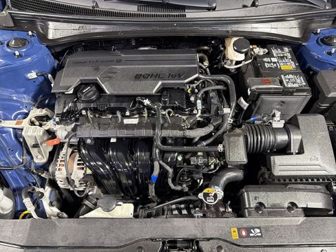Used 2023 Hyundai Elantra SEL w/ Cargo Package FWD image 37