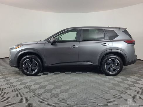 Used 2025 Nissan Rogue SV FWD image 6