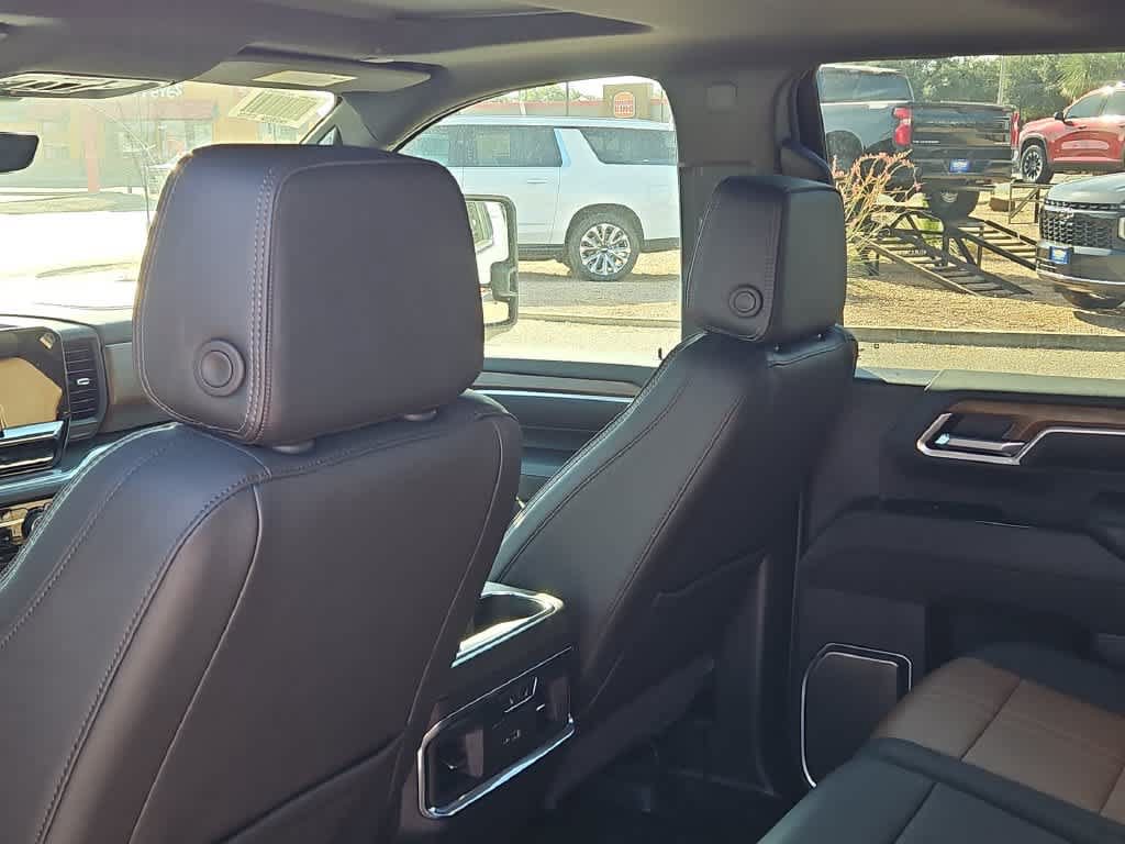 New 2026 Chevrolet Silverado 2500 High Country w/ Technology Package AWD/4WD image 16
