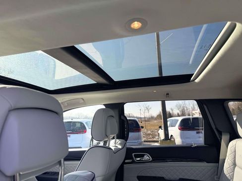 Used 2020 Jeep Grand Cherokee Summit image 13