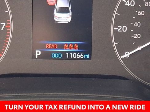 Used 2023 Toyota Corolla LE image 21