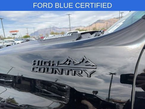 Used 2024 Chevrolet Silverado 2500 High Country w/ Midnight Edition AWD/4WD image 18