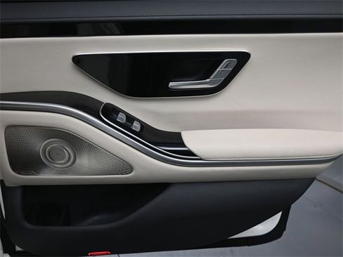 Used 2023 Mercedes-Benz S 500 4MATIC image 26