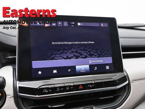 Used 2025 Jeep Compass Limited AWD/4WD image 19