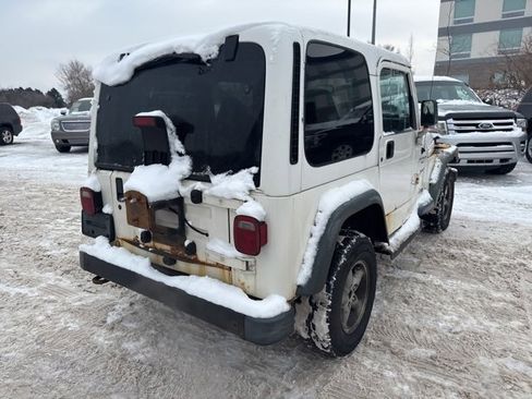 Used 2000 Jeep Wrangler Sport image 14