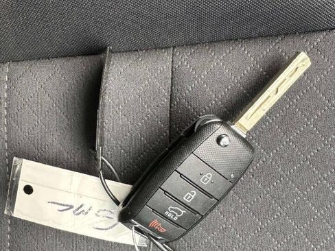 Used 2020 Kia Sorento LX w/ LX I4 Convenience Package image 31