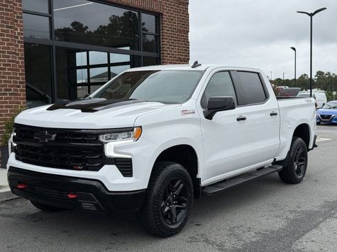 Used 2024 Chevrolet Silverado 1500 LT Trail Boss w/ Protection Package image 1
