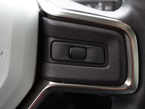 Used 2023 Rivian R1S Adventure image 34