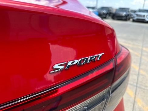 Used 2022 Honda Civic Sport image 32