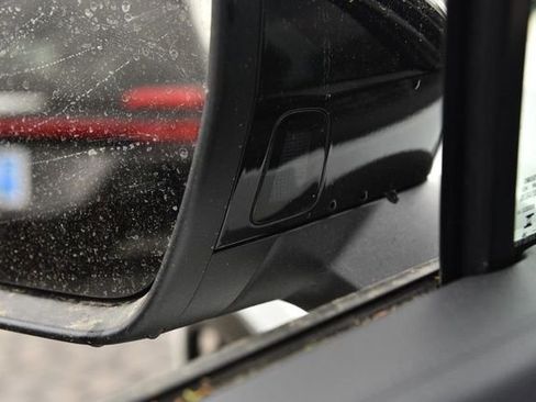 New 2026 Volkswagen Tiguan SE R-Line image 10