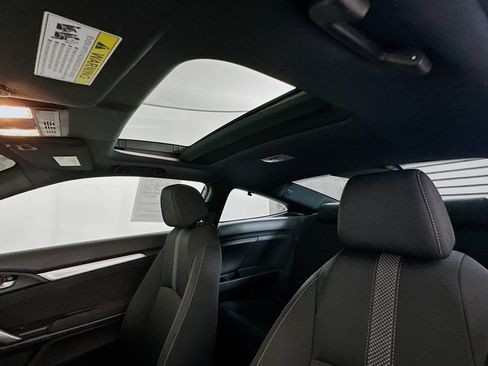Used 2020 Honda Civic EX image 24