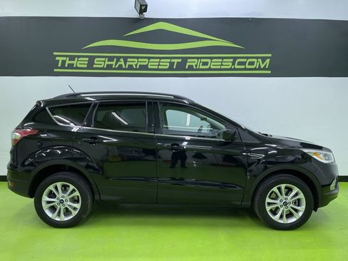 Used 2018 Ford Escape SEL image 11