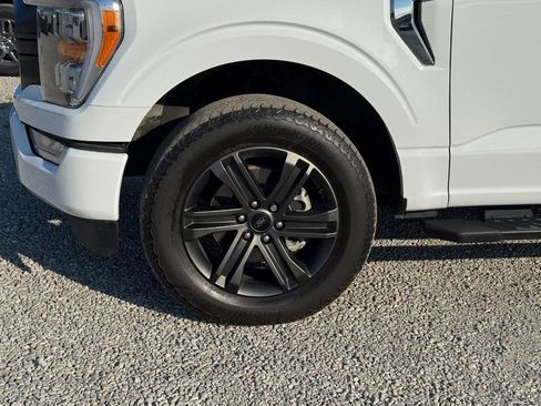 Used 2022 Ford F150 XLT w/ Equipment Group 302A High image 11