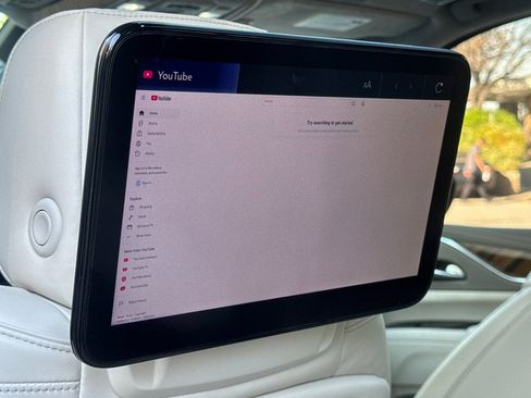 Used 2022 Cadillac Escalade ESV Sport Platinum w/ Heavy-Duty Trailer Package image 16