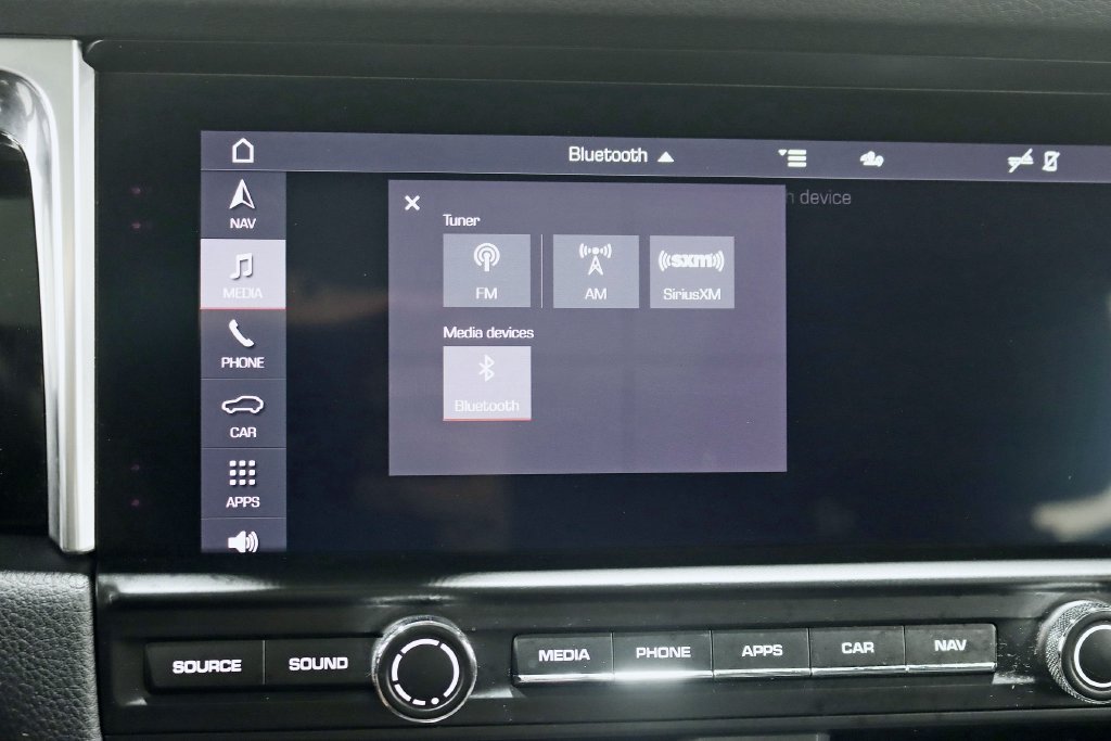 Used 2021 Porsche Macan AWD/4WD image 21