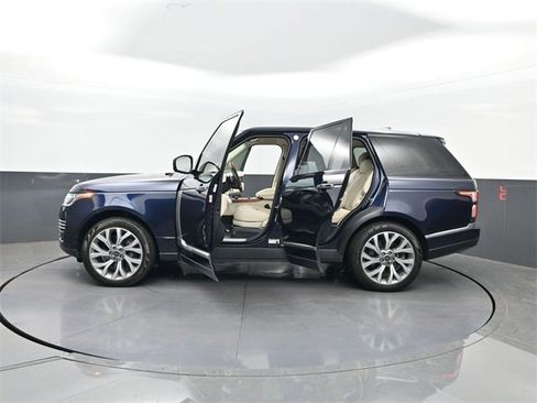 Used 2020 Land Rover Range Rover Autobiography image 35