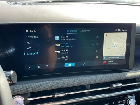 New 2025 Hyundai Santa Cruz Limited image 13