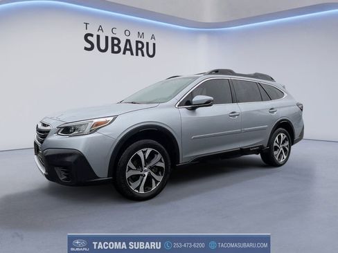 Used 2022 Subaru Outback Limited image 1