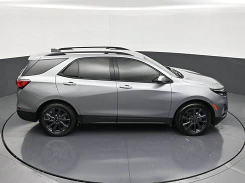 Used 2024 Chevrolet Equinox RS FWD image 18