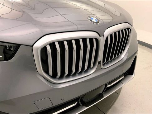 Certified 2026 BMW X5 xDrive40i AWD/4WD image 29