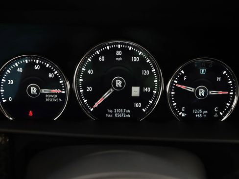 Used 2024 Rolls-Royce Cullinan Black Badge image 30