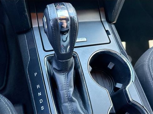 Used 2018 Ford Explorer XLT AWD/4WD image 23