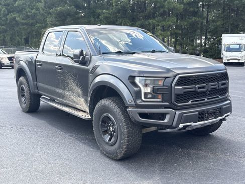 Used 2018 Ford F150 Raptor w/ Equipment Group 802A Luxury AWD/4WD image 25