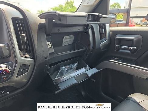 Used 2018 Chevrolet Silverado 1500 LT w/ All Star Edition AWD/4WD image 25