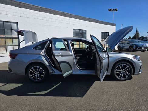 New 2025 Volkswagen Jetta Sport image 17