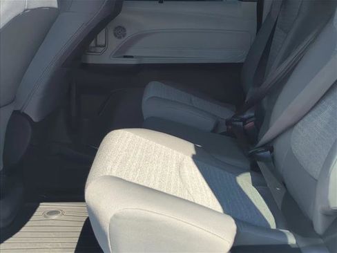 Certified 2024 Toyota Sienna LE image 15