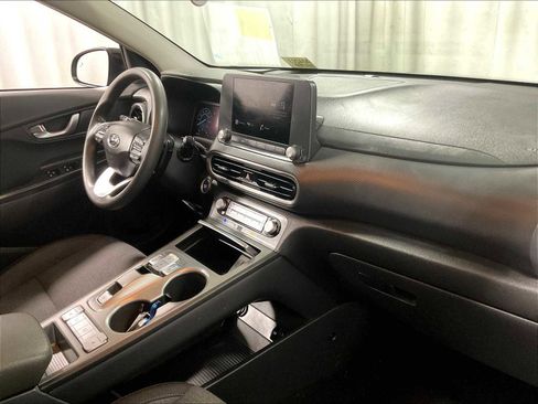 Used 2023 Hyundai Kona SE image 14