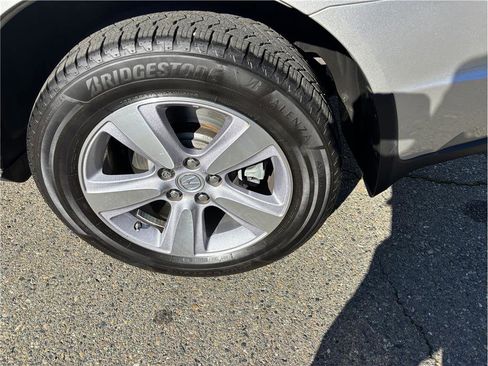 Used 2013 Acura MDX Sport Utility 4D image 17