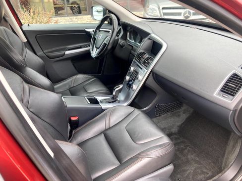 Used 2017 Volvo XC60 T5 Dynamic w/ Preferred Option Package image 14