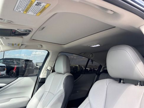 Used 2024 Subaru Legacy Limited image 15