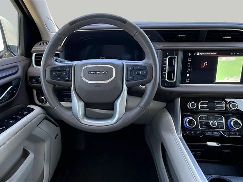 Used 2024 GMC Yukon Denali w/ Denali Reserve Package AWD/4WD image 6