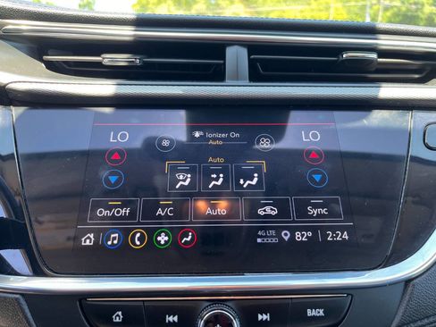 Used 2023 Buick Encore GX Essence w/ Experience Buick Package AWD/4WD image 27