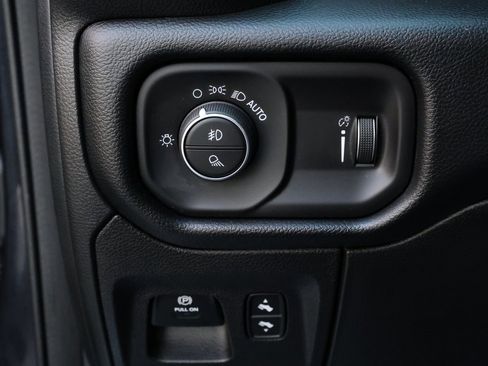 Used 2021 RAM 1500 Big Horn image 23