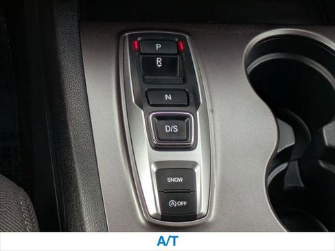 Used 2022 Honda Pilot Sport image 19