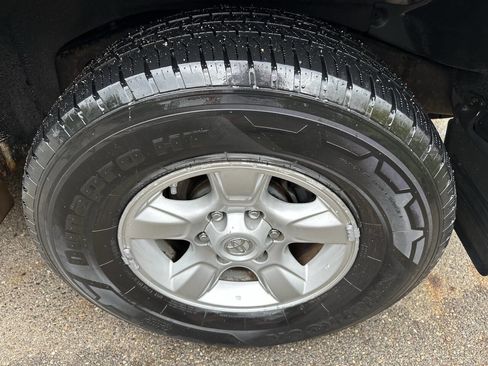 Used 2007 Toyota Sequoia Limited image 30