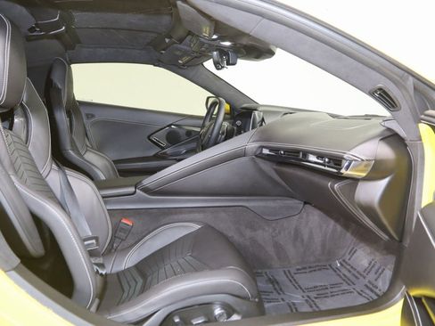 Used 2025 Chevrolet Corvette Stingray Premium Cpe w/ Stealth Interior Trim Package image 13