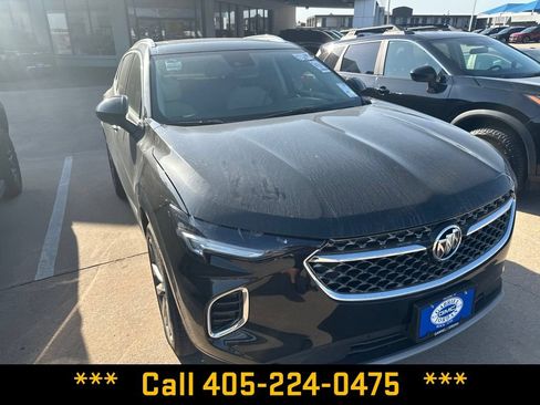 Used 2023 Buick Envision Avenir AWD/4WD image 9