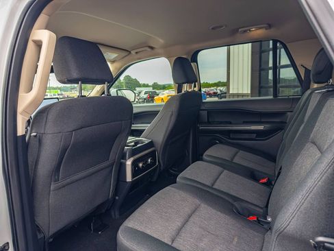 Used 2024 Ford Expedition Max XLT AWD/4WD image 9