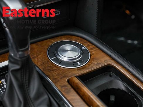 Used 2023 Nissan Armada SL image 22