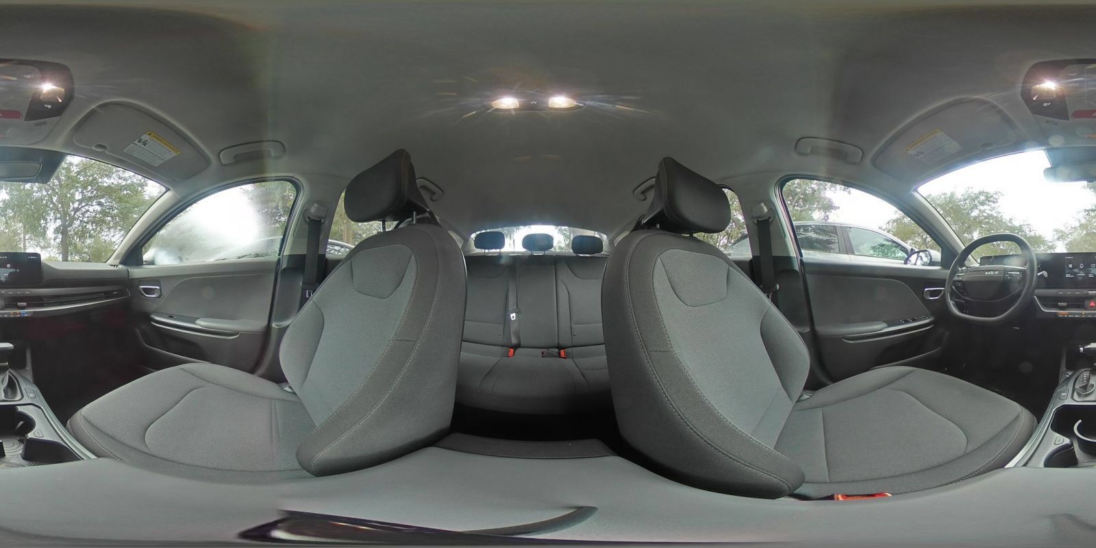 Used 2025 Kia K4 FWD image 40