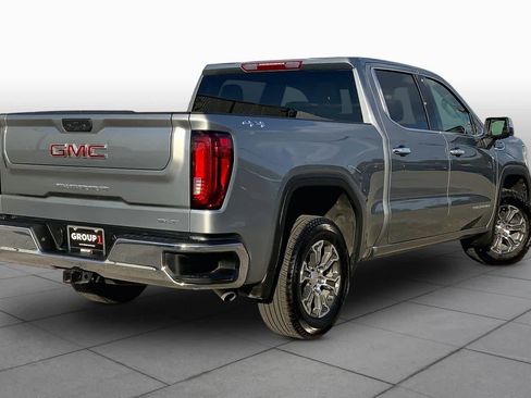 Used 2026 GMC Sierra 1500 SLT AWD/4WD image 13