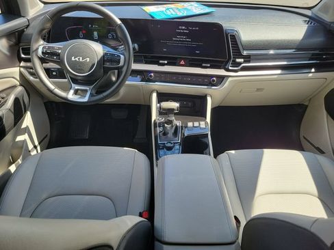 Used 2023 Kia Sportage EX FWD image 15